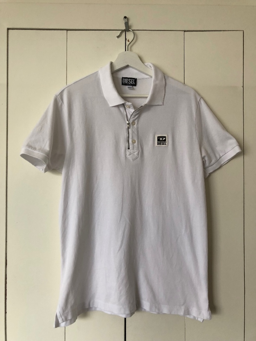 Diesel Men’s White Polo – Half‑Zip Logo Patch, Made in Italy, Size M